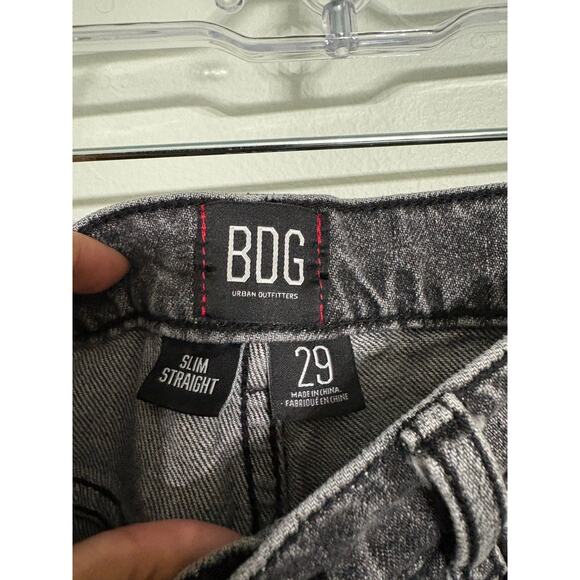 BDG Urban Outfitters Slim Straight Distressed Jeans – Size 29 - Picture 3 of 4